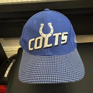 Logo Athletics Pro line Blue and white vintage NFL Colts snapback hat #NFL #Colt